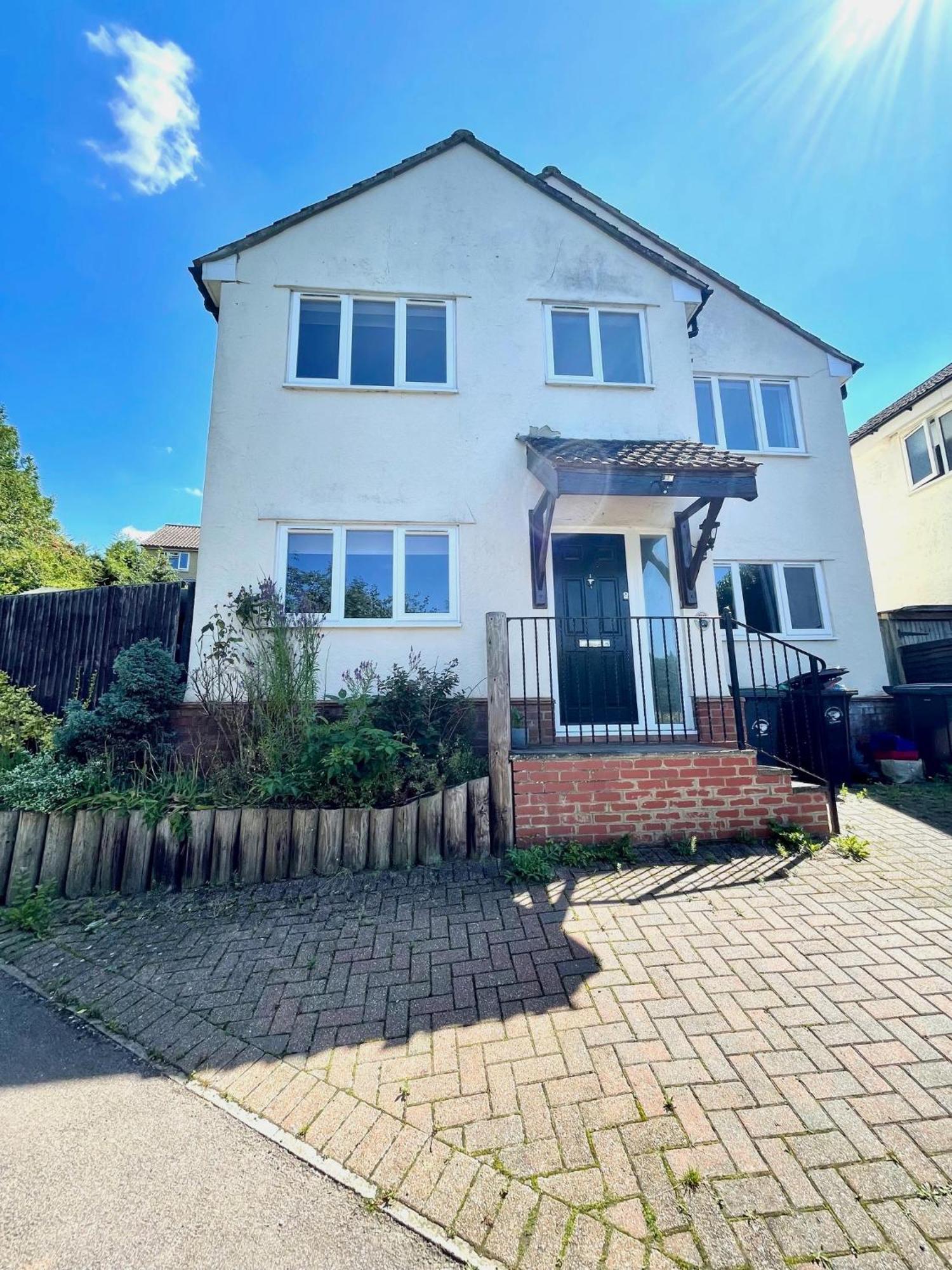 Large 5 Bed Detached House Near Stansted Airport With Parking For 2 Vehicles! Stansted Stays Stansted Mountfitchet Exterior photo